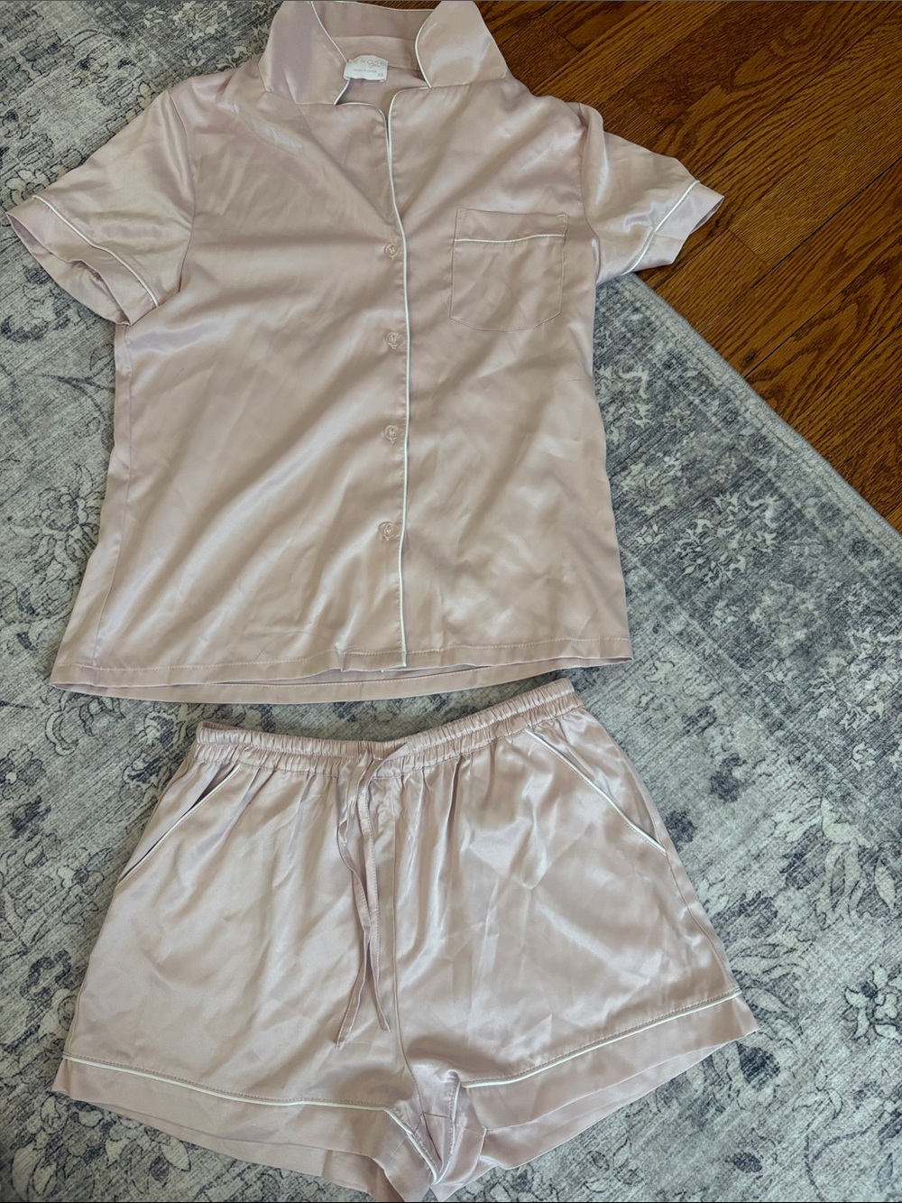 Women's Short Sleeve Satin Pajama Set in Light Blush Pink